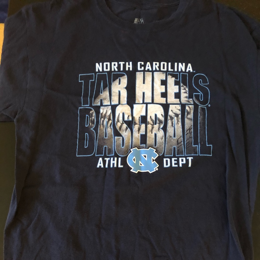 Navy UNC baseball short-sleeve shirt